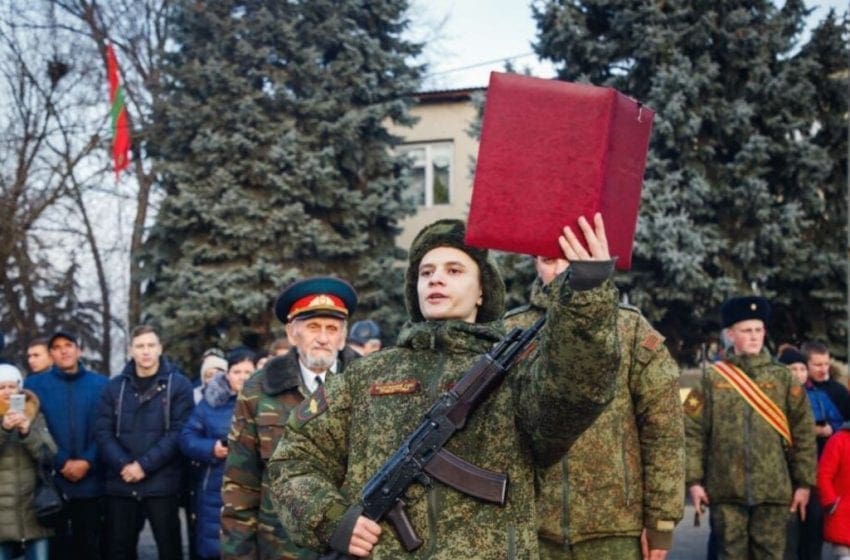 VIDEO. Strigăt de disperare al unui soldat din așa-numita armată din regiunea transnistreană: Suntem tratați ca niște robi