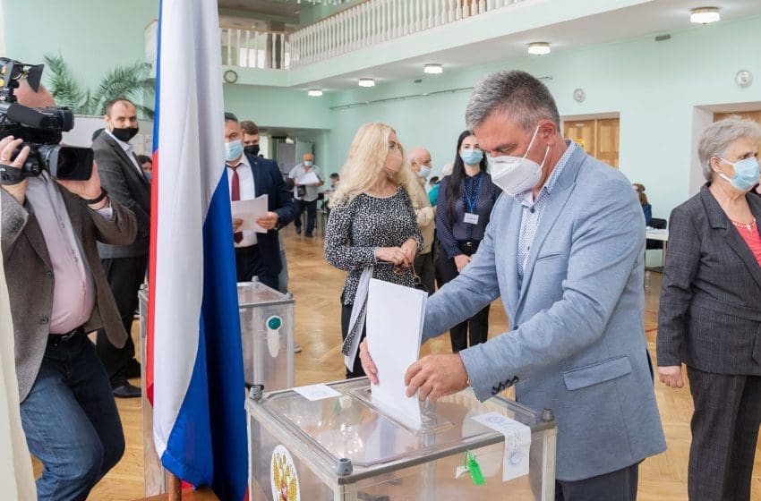  Câți ruși din stânga Nistrului au votat pentru Duma de stat. Krasnoselski are și el pașaport rus