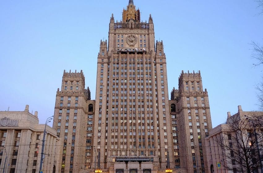 Rusia reacționează la obligația șoferilor din regiunea transnistreană de a avea numere neutre la trecerea frontierei cu Ucraina
