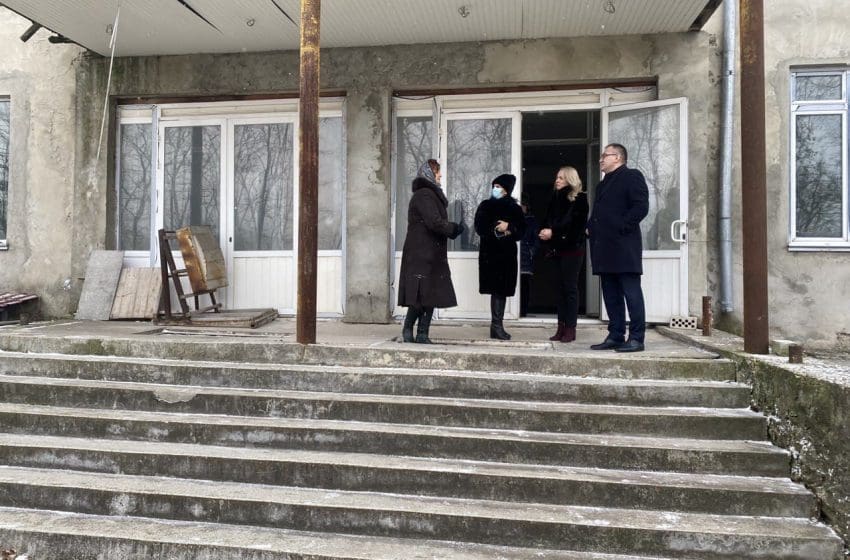  VIDEO. ÎN PREMIERĂ, Biroul politici de reintegrare în comun cu Ministerul Educației au inspectat clădirea vandalizată a liceului din Râbnița