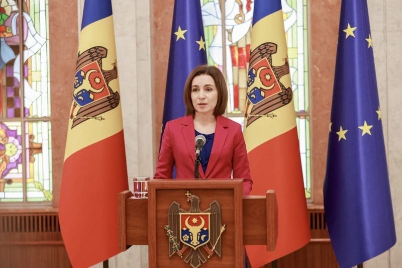 Sandu: „Cetățenii moldoveni din regiunea transnistreană vor rămâne fără cetățenia Republicii Moldova dacă vor lupta de partea agresorului”