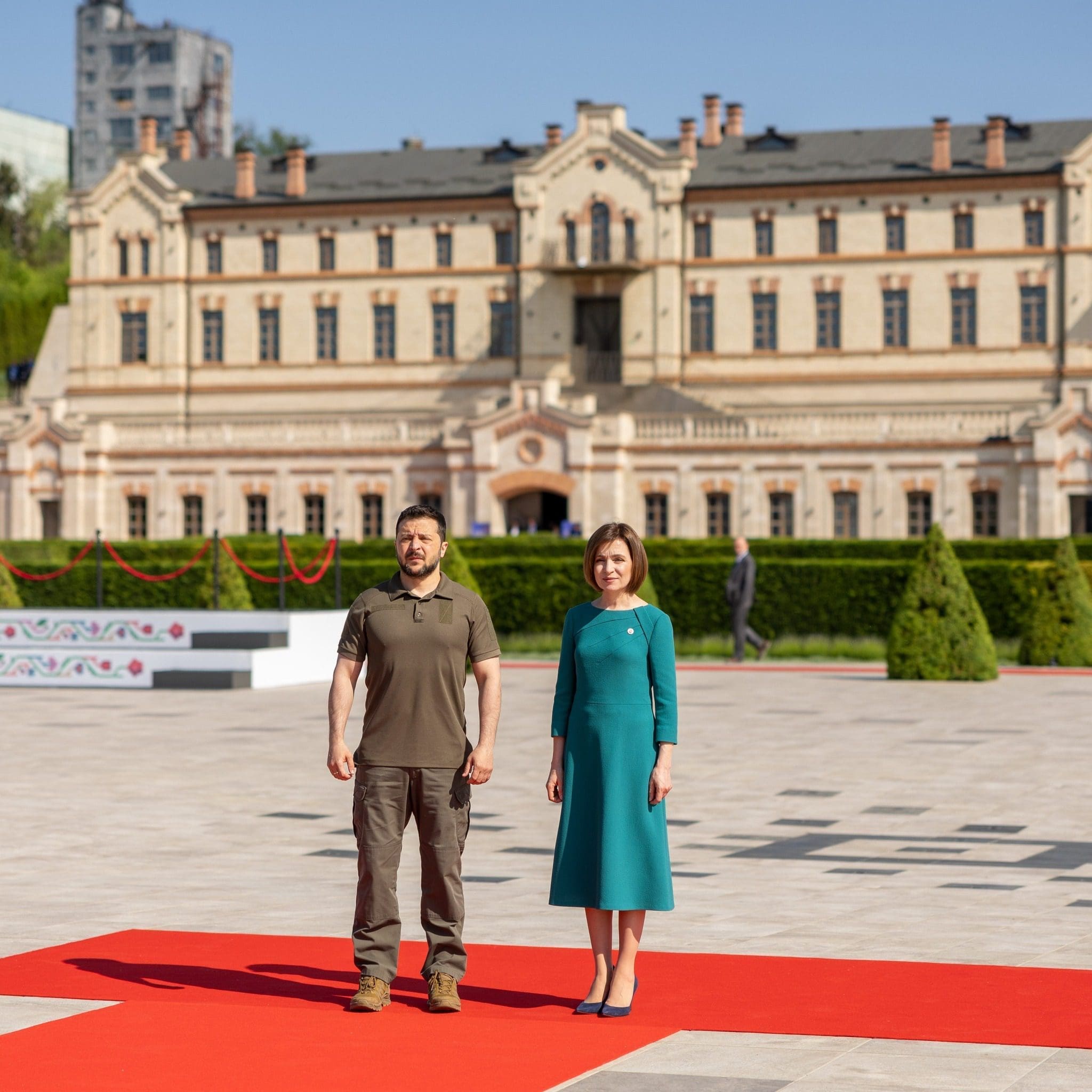 Maia Sandu și Volodimir Zelensky la Summitul EPC